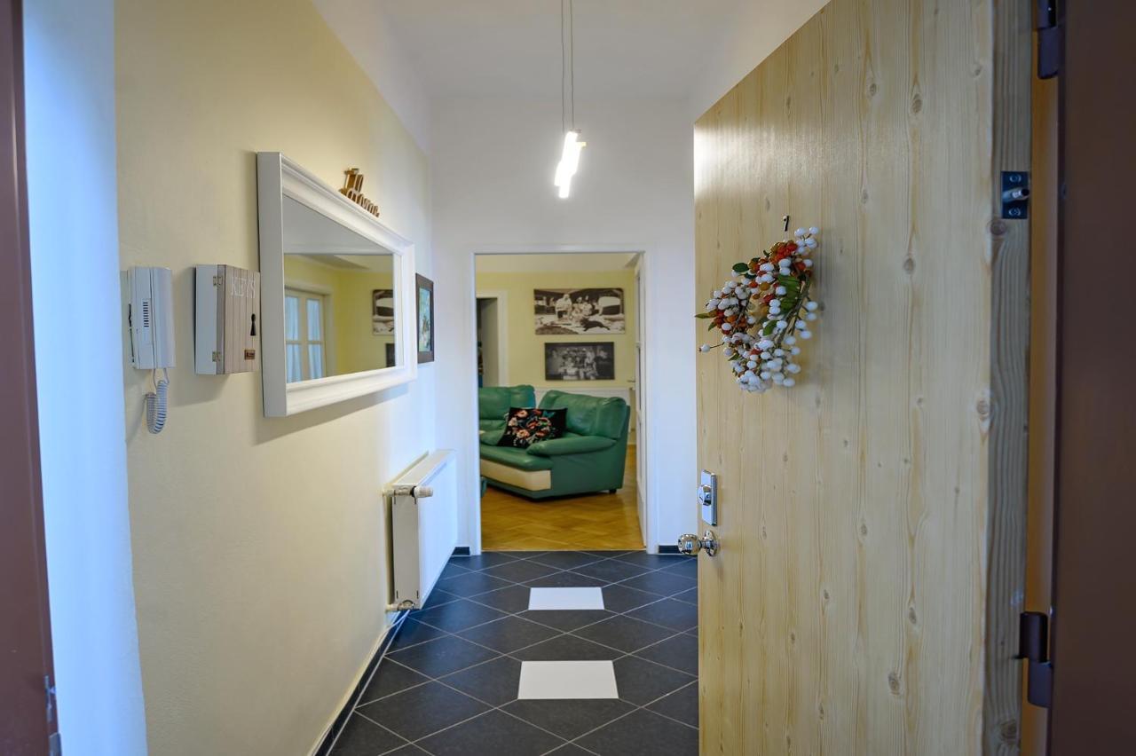 Apartment Alexis Bratislava Eksteriør billede