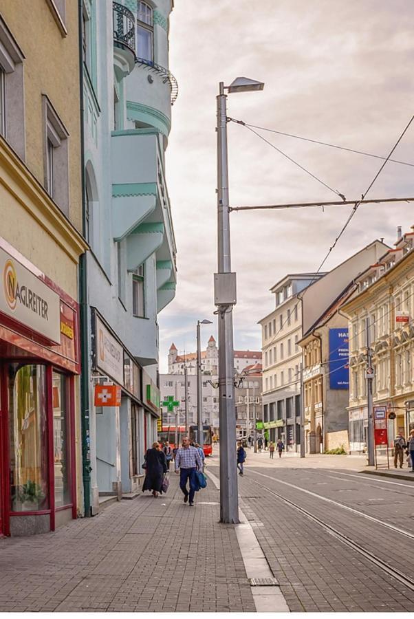 Apartment Alexis Bratislava Eksteriør billede